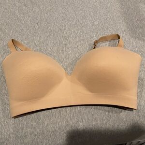 Soma Enbliss wireless bra. 38DD. 2 available.